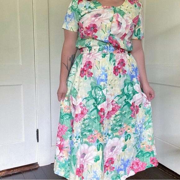 Welcome!💐 - Picture 2 of 6